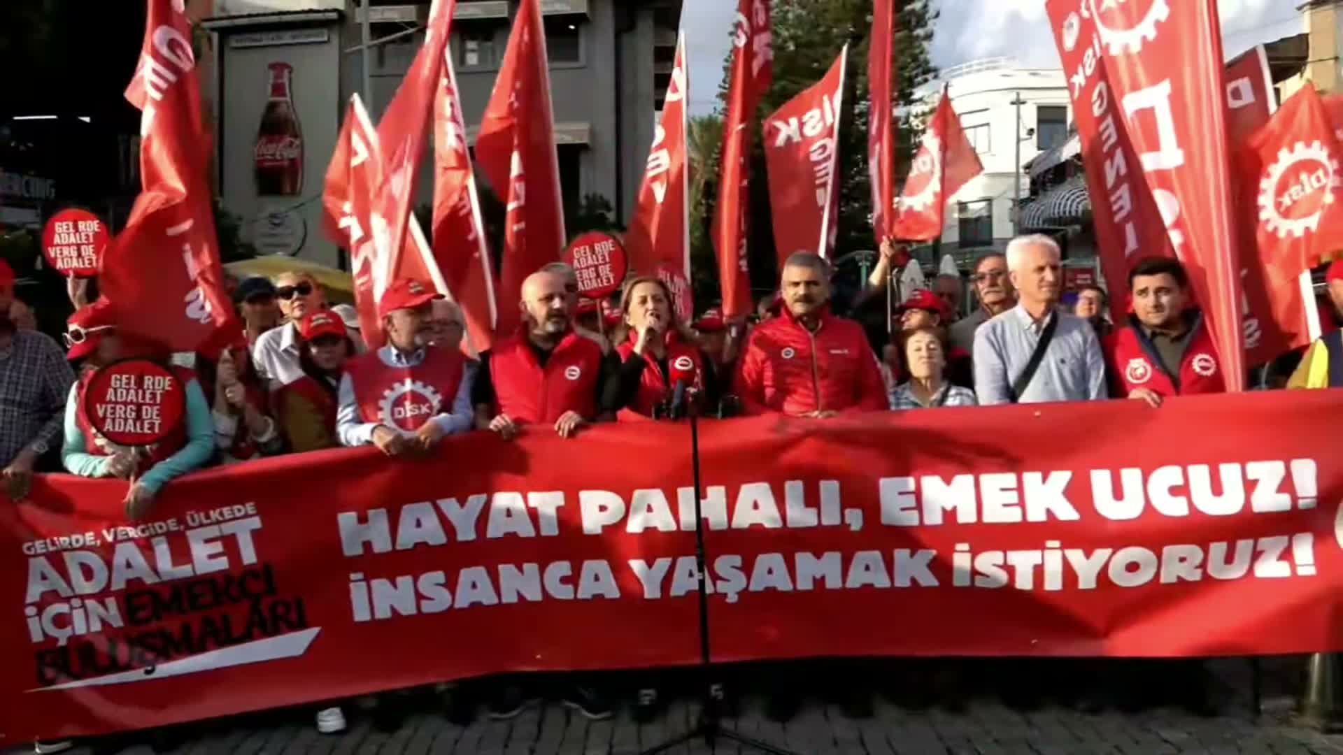 DİSK Genel Başkanı Çerkezoğlu: "2027 bütçesinde işçiler yok, emekçiler yok, emekliler yok, kadınlar yok, gençler yok"
