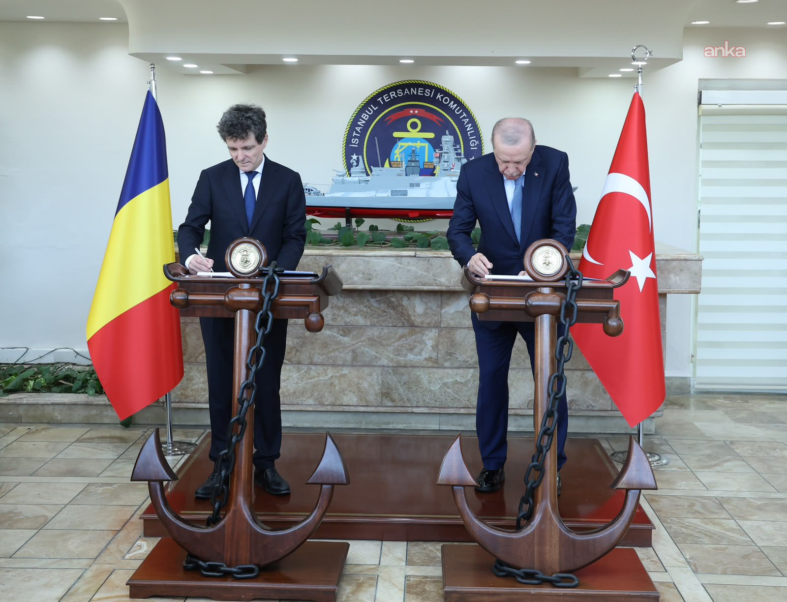 Cumhurbaşkanı Erdoğan'ın Rumen mevkidaşı ile görüşmesinde ikili ilişkiler ve Karadeniz gündeme geldi