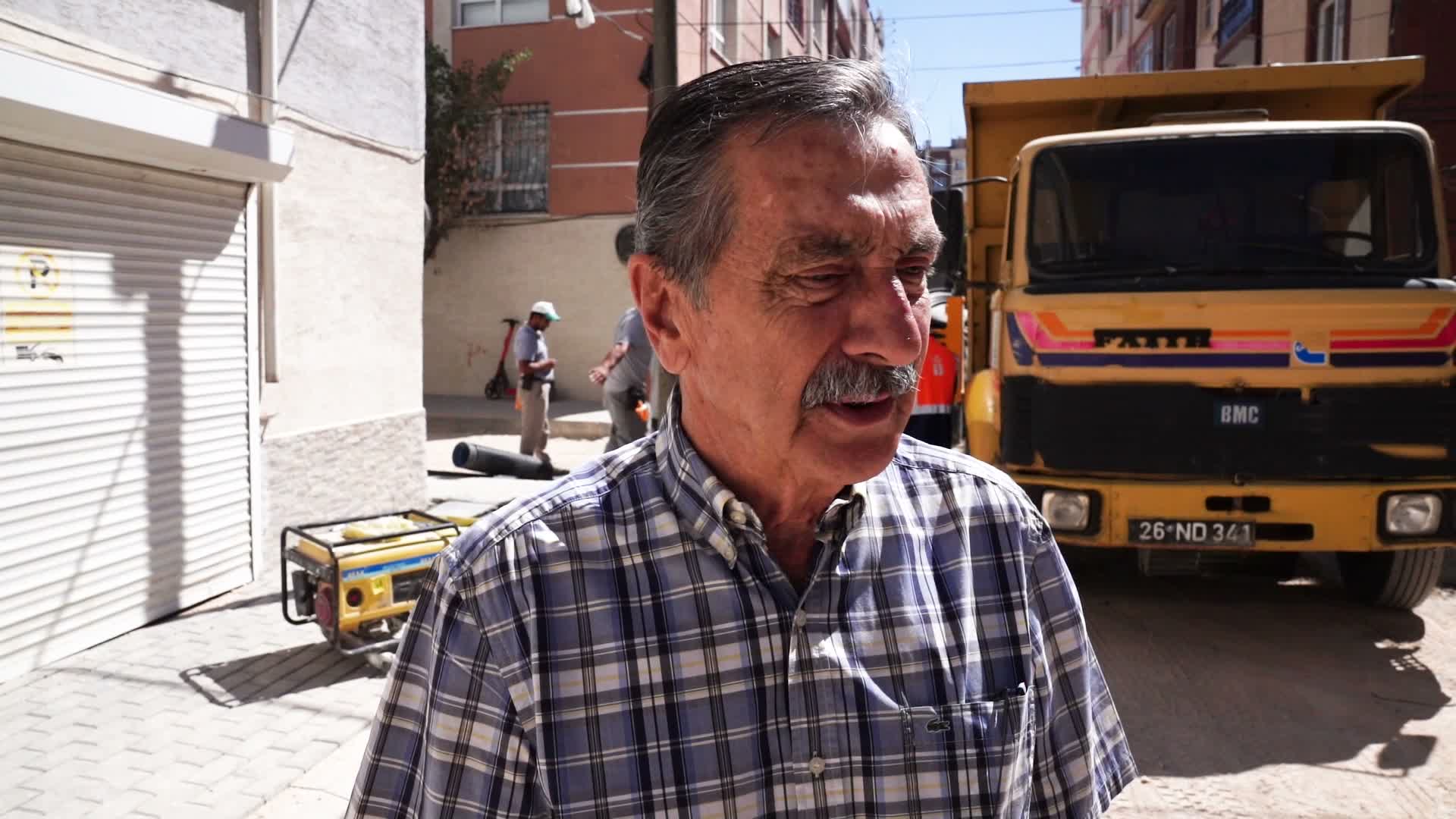 Tepebaşı Belediye Başkanı Ataç, Yenimahalle’de devam eden çalışmaları inceledi