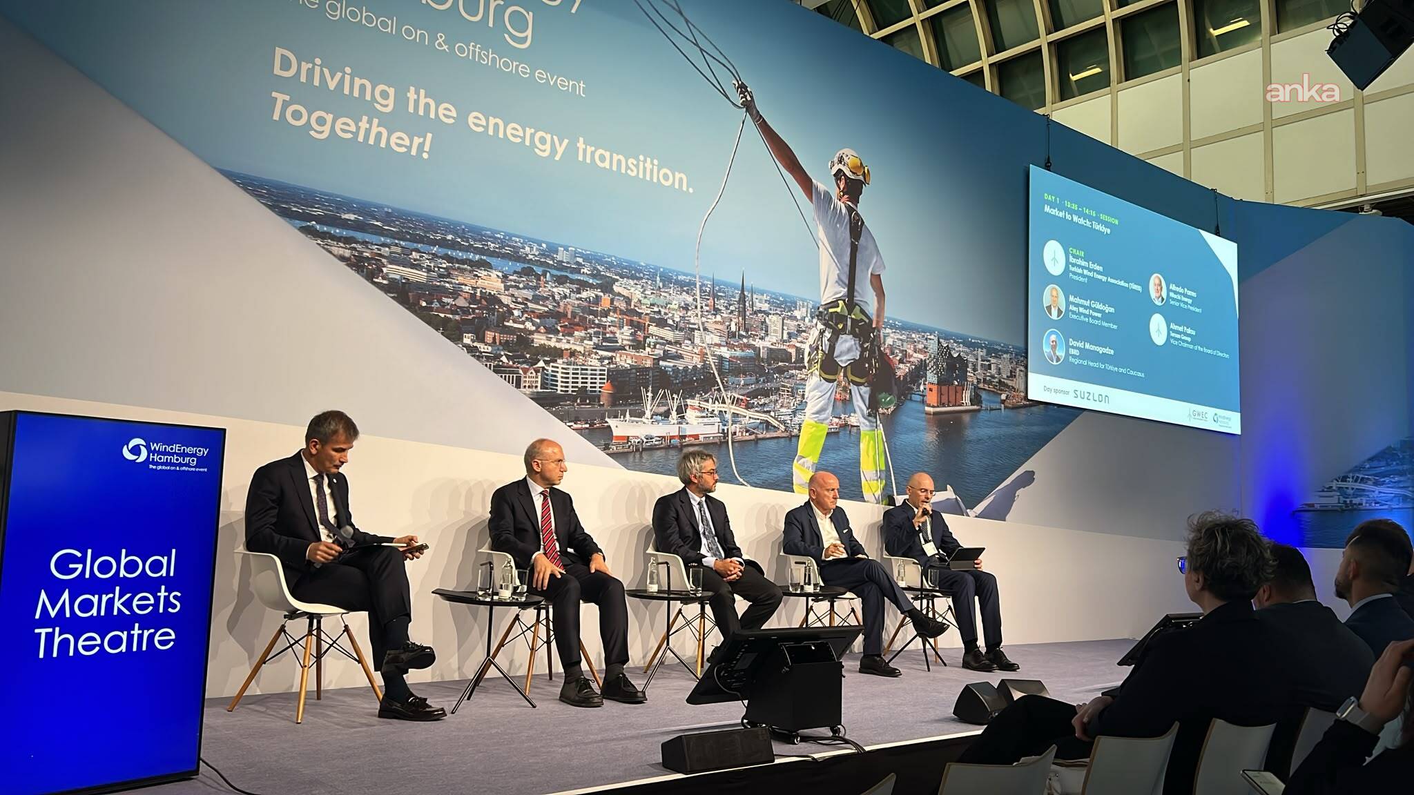 TÜREB, Türkiye'nin rüzgar enerjisi potansiyelini Almanya'da uluslararası yatırımcılara anlattı
