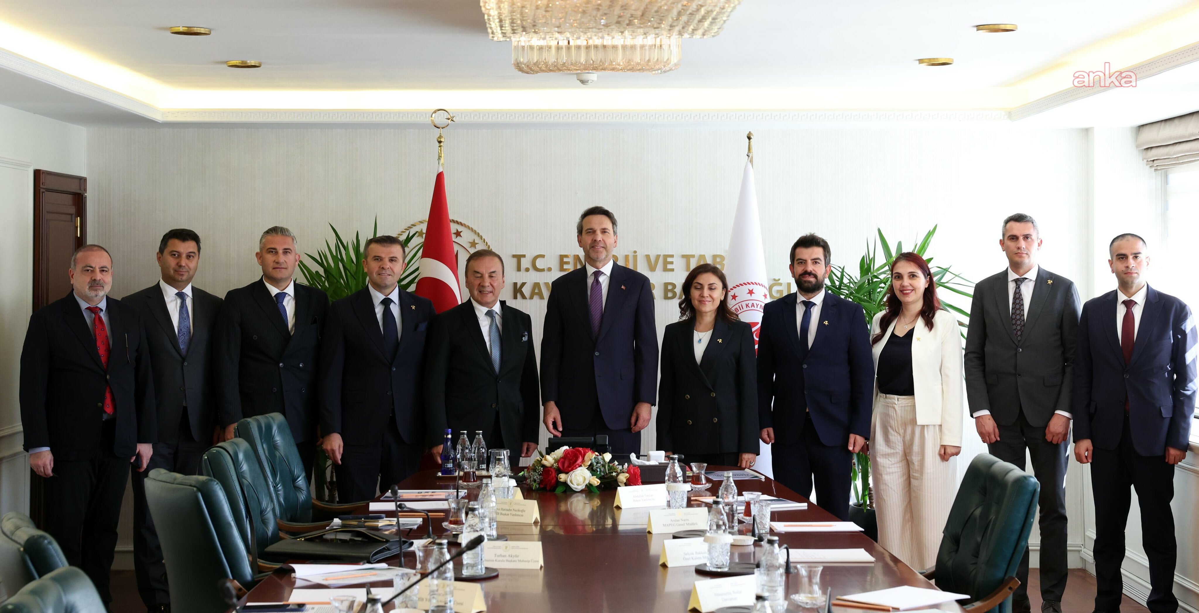 Bakan Bayraktar, İstanbul Maden İhracatçıları Birliği heyetini kabul etti