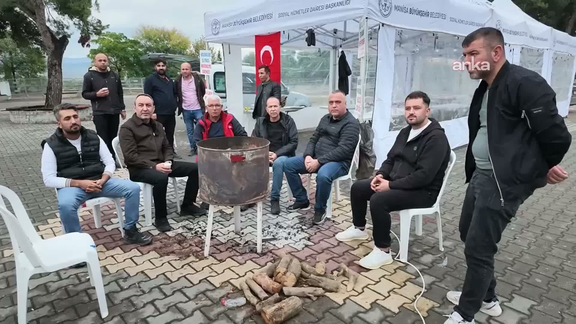 Soma'da madenciler, Cumhuriyet Bayramı'nı eylem alanında; Eskişehir'de vatandaşlar harmandalıyla kutladı