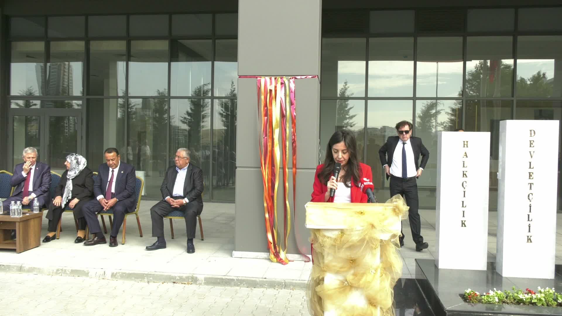 Hacı Çelebi Döndü Beker Anadolu Lisesi açılışı... Adnan Beker: "Her okula en az bir nöbetçi polis veya bekçi görevlendirilebilir"