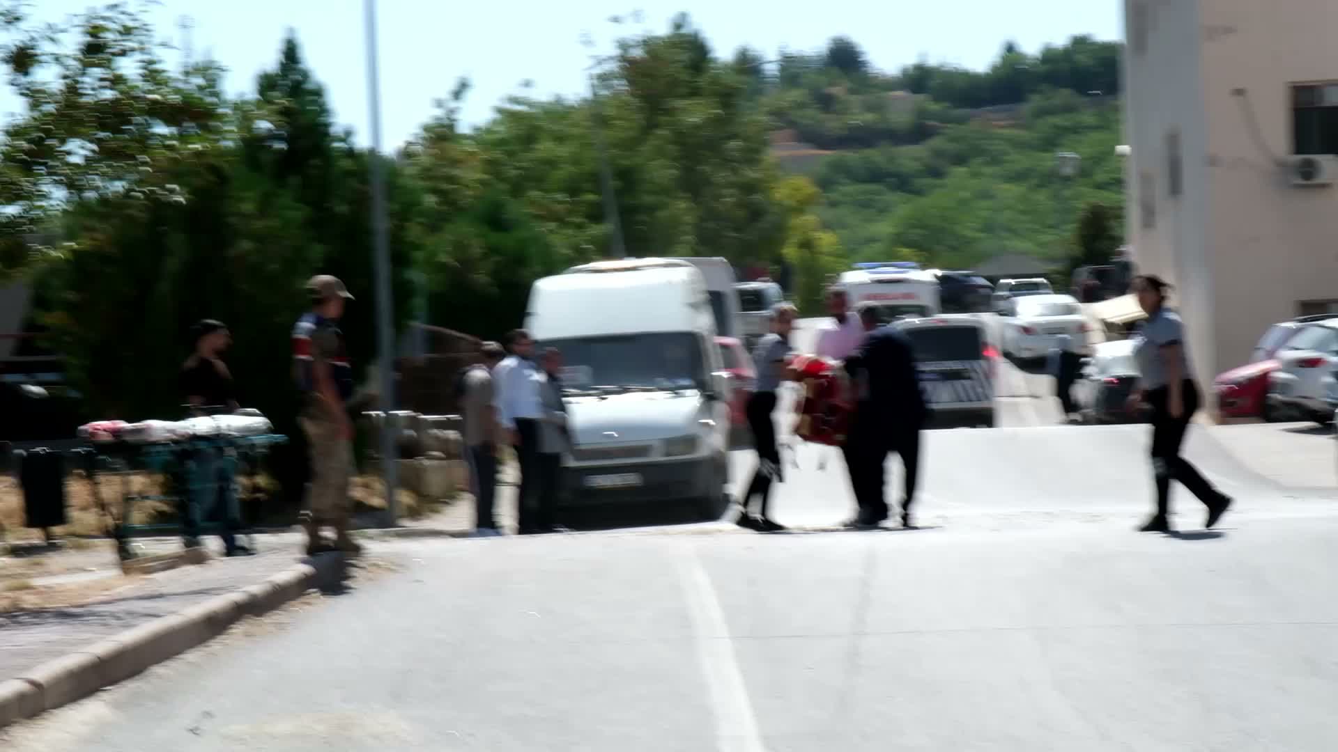 Tunceli’de polis memuru evinde ölü bulundu