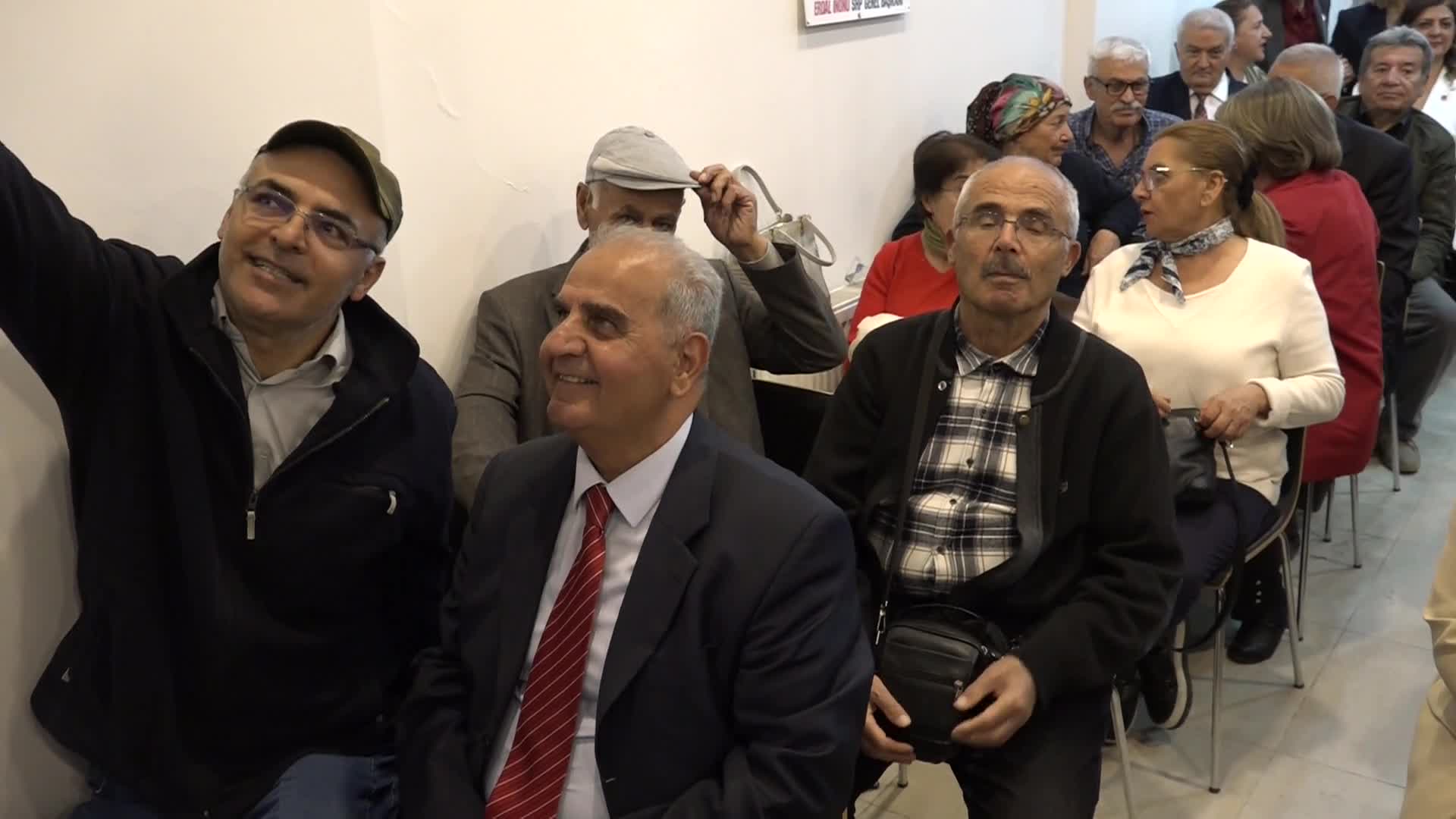 CHP 81 ilde sahada… Murat Bakan, “Veli Ağbaba’ya atılan iftiralar CHP’nin kurumsal kimliğine yöneliktir”