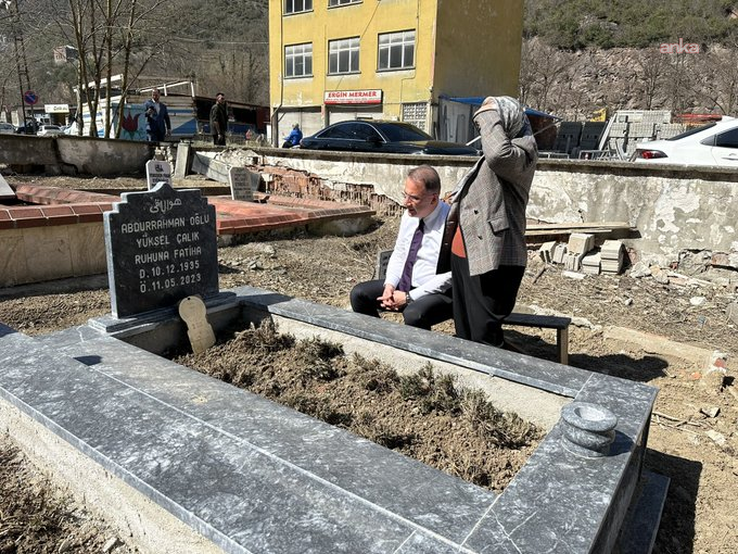 Tutuklu Beylikdüzü Belediye Başkanı Çalık: "Sevgili Babam, bu yılda vefatının sene-i devriyesinde mezarının başında bir dua okumak nasip olmadı"