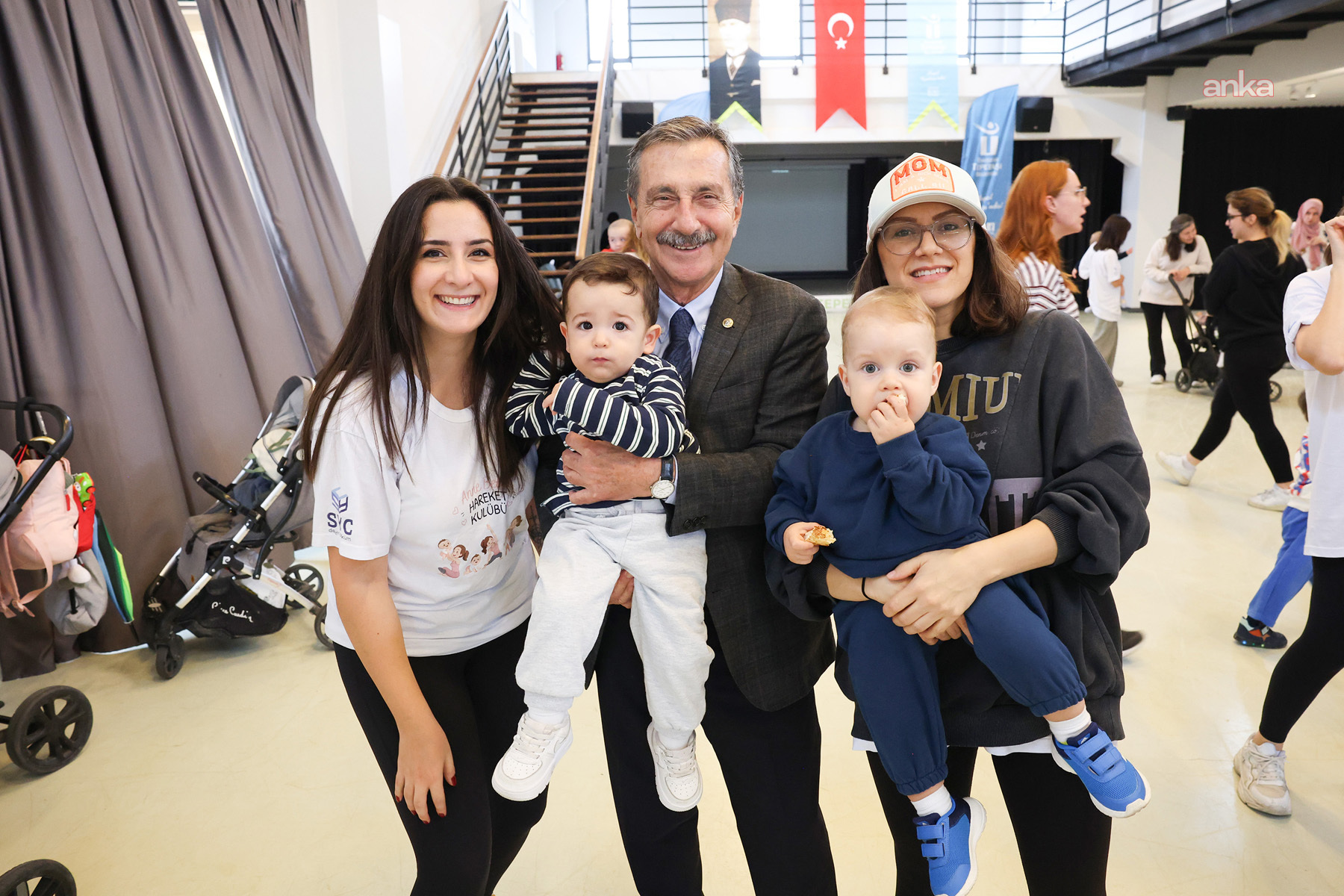 Tepebaşı Belediyesi, 75 anne ve bebeği Vecihi Hürkuş Parkı'nda ağırladı