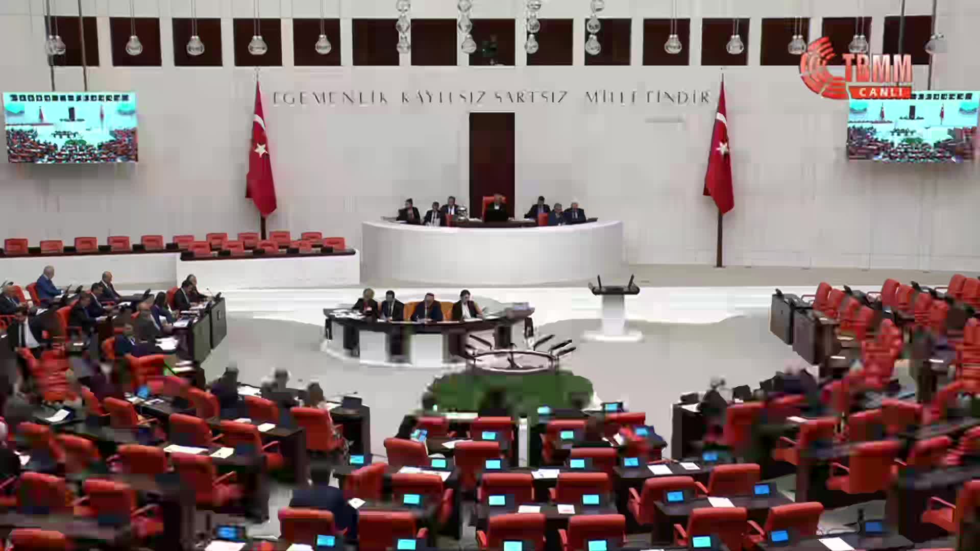 TBMM Genel Kurulu... İktidar ve muhalefet Genel Kurul'da İç Tüzük uygulamalarını tartıştı