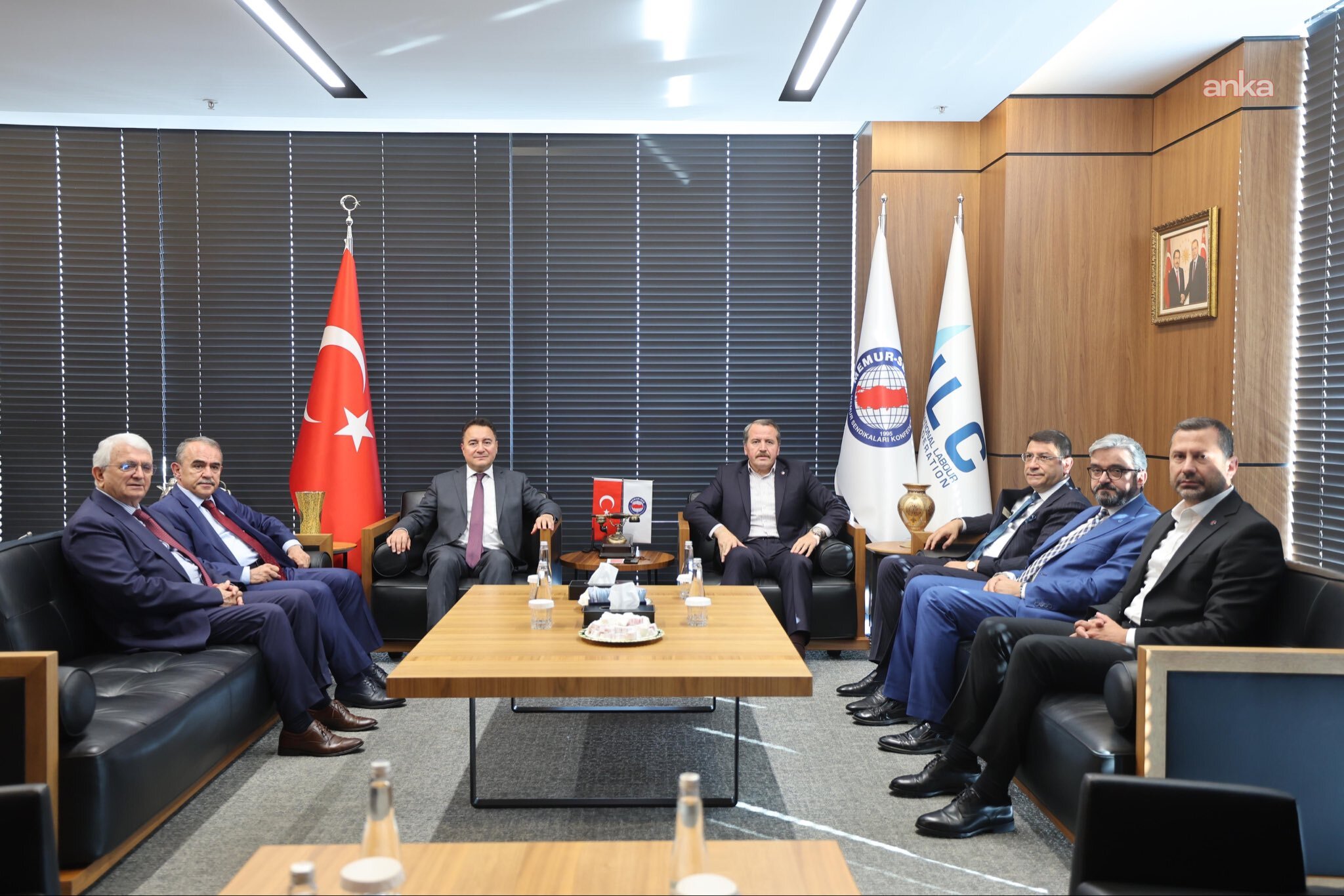 Babacan’dan Ali Yalçın’a taziye ziyareti