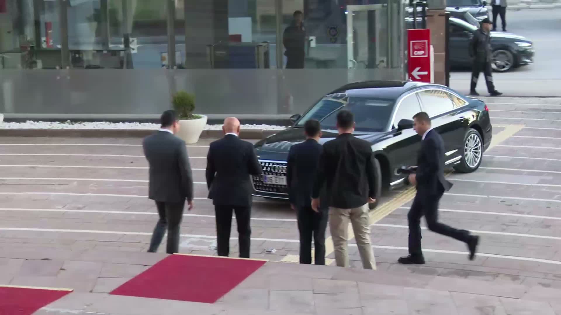 Milli Eğitim Bakanı Yusuf Tekin'den, CHP Genel Başkanı Kemal Kılıçdaroğlu'na ziyaret