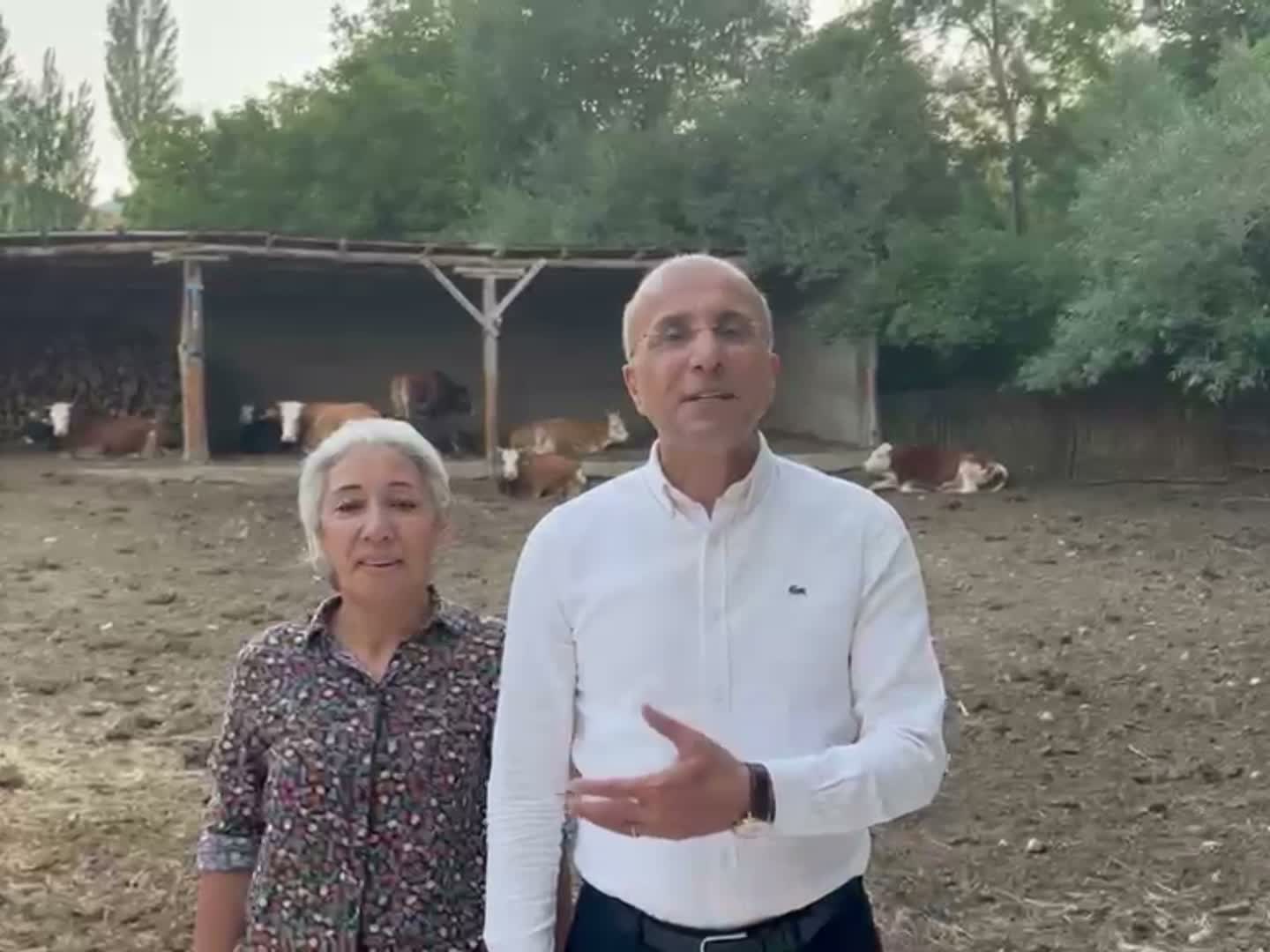 YENİ Partili Genç kadın üreticinin ahırından seslendi: “Tarıma ve hayvancılığa hor bakan, geleceği zor görür”