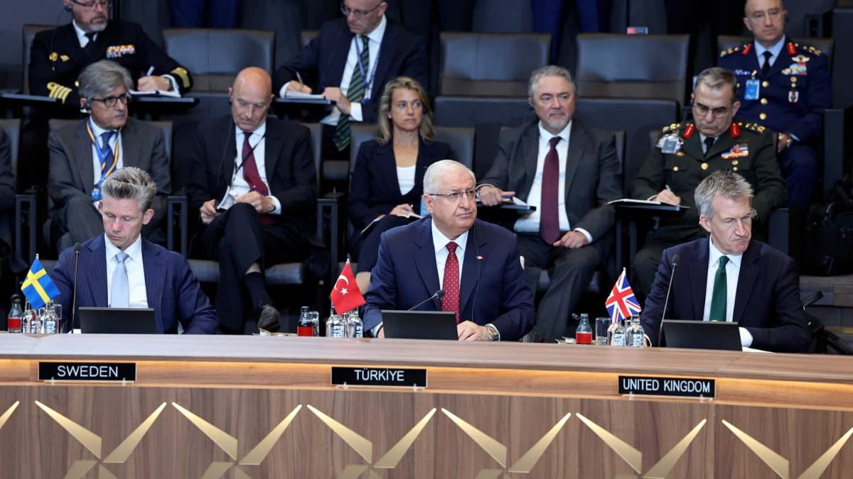 Bakan Güler, NATO Savunma Bakanları Toplantısı'na katıldı
