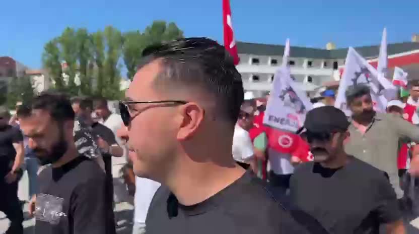 Ankara'ya yürüyen Yunus Emre Termik Santrali işçilerine polis müdalesi