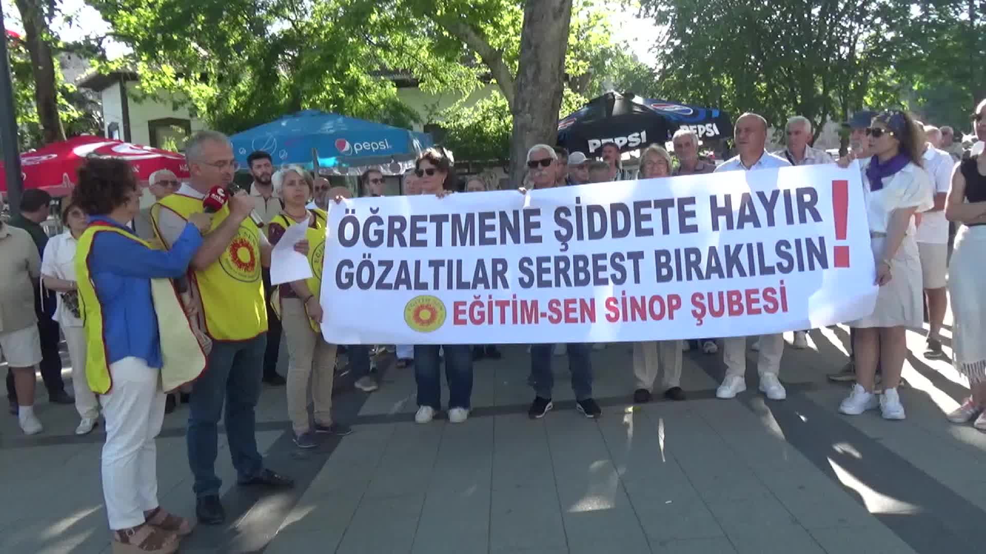 Sinop’tan Ankara’da eylem yapan öğretmenlere destek