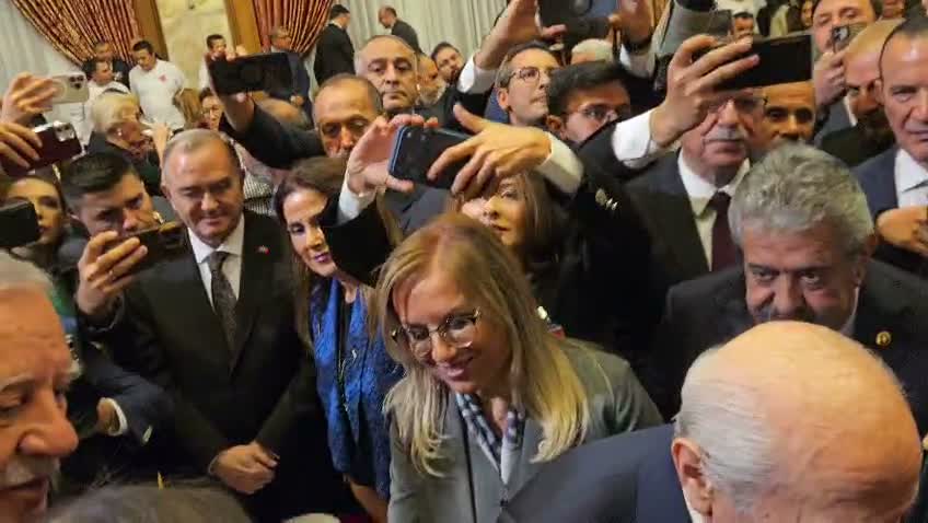 Devlet Bahçeli ile İmralı Heyeti'nin sohbeti: Selamımı söylersiniz olur mu?