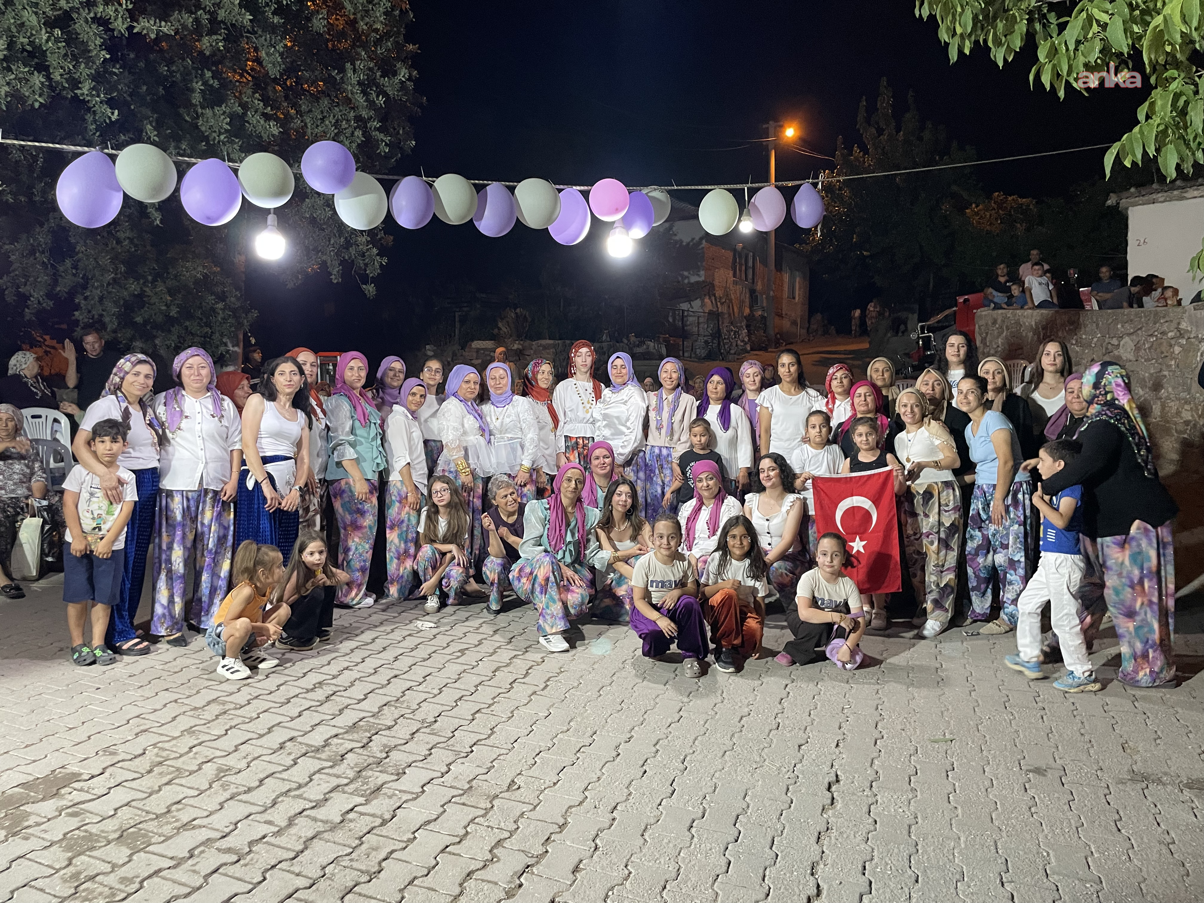 Şehzadeler'de "Şalvar Gecesi" etkinliklerinin son durağı Kale Mahallesi oldu