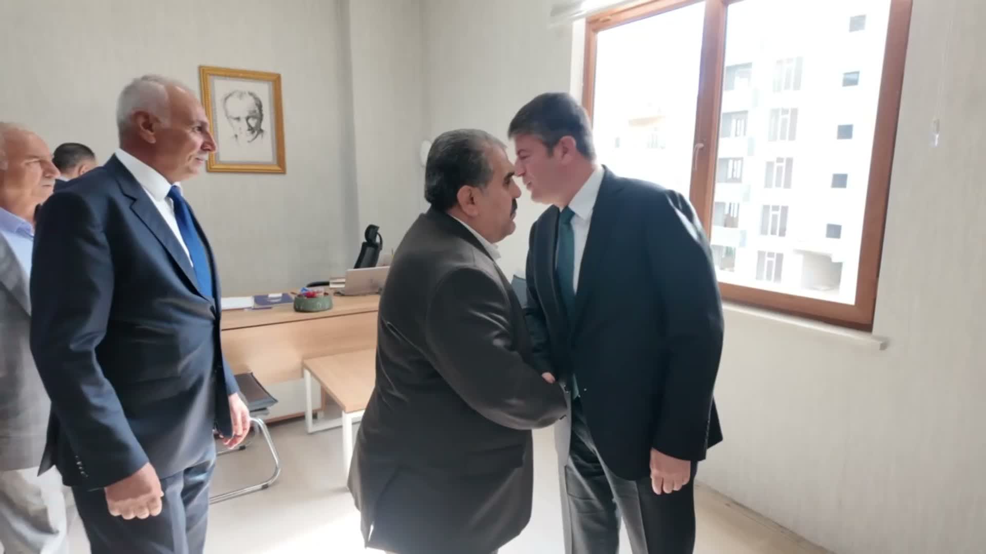 Başkan Tutdere: "Muhtarlarımız mahallelerde gözümüz ve kulağımız"