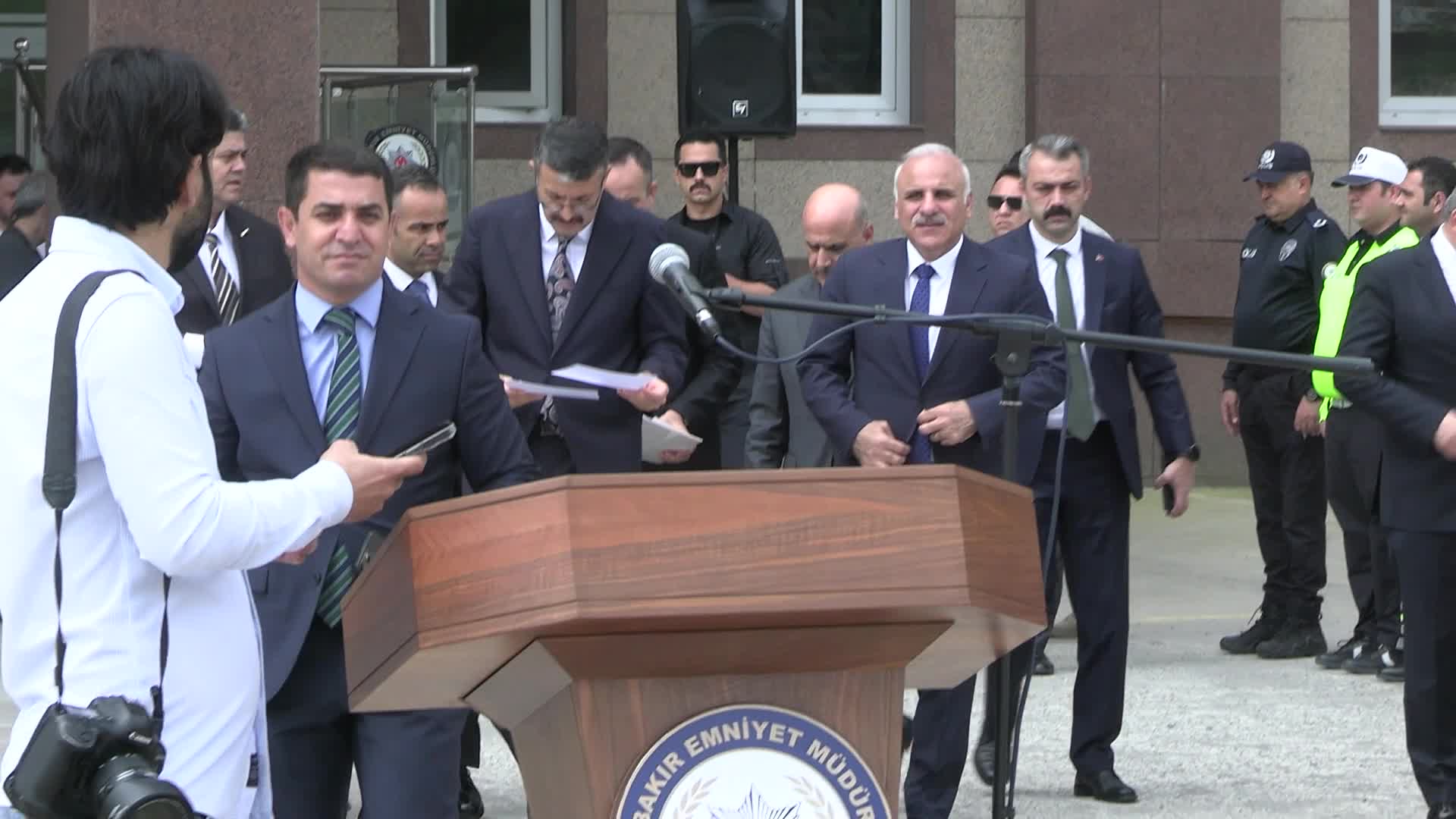Diyarbakır merkezli 23 ilde narkotik operasyonu: 334 farklı adreste 402 şüpheliye eş zamanlı baskın