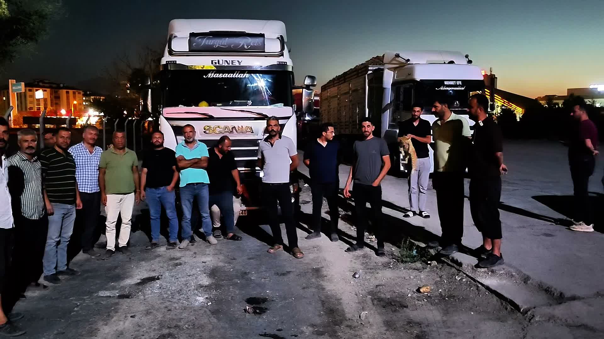 Malatya Şeker Fabrikası nakliyecileri ücretlerinin artırılmasını istiyor