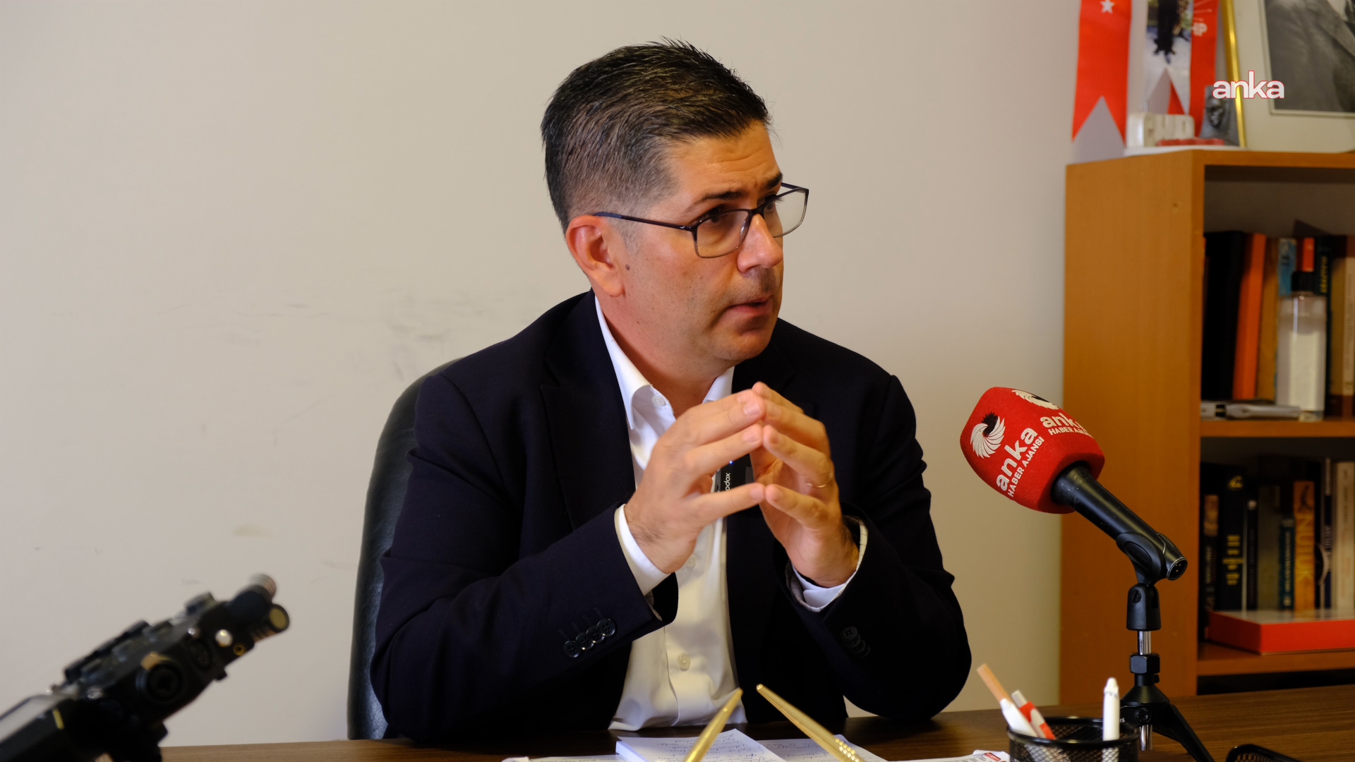 CHP'li Halıcı'dan karne günü açıklaması: "Çocuklarımız sınıfı geçti, iktidar eğitimden sınıfta kaldı"