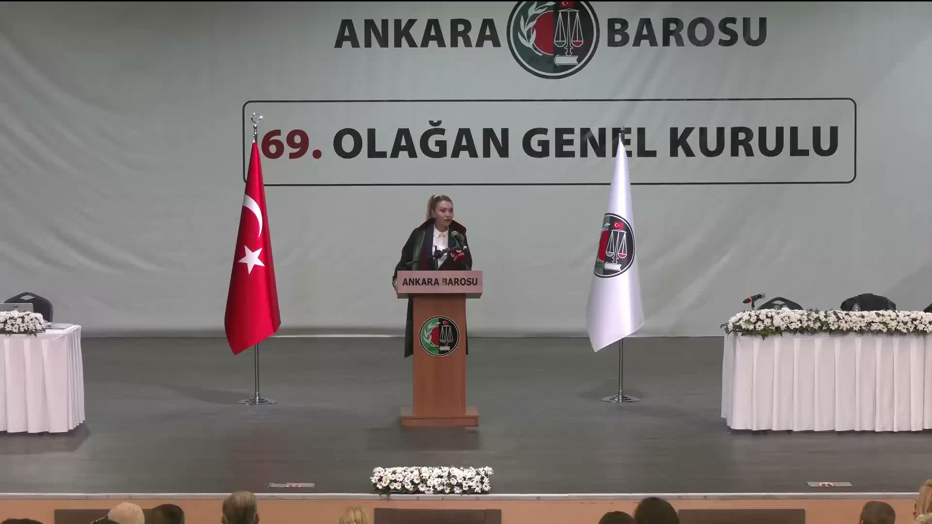 Ankara Barosu 69. Olağan Genel Kurulu... Adaylardan hukuksuzluklara karşı etkin mücadele , temsil sistemi ve ekonomik sorun vurgusu