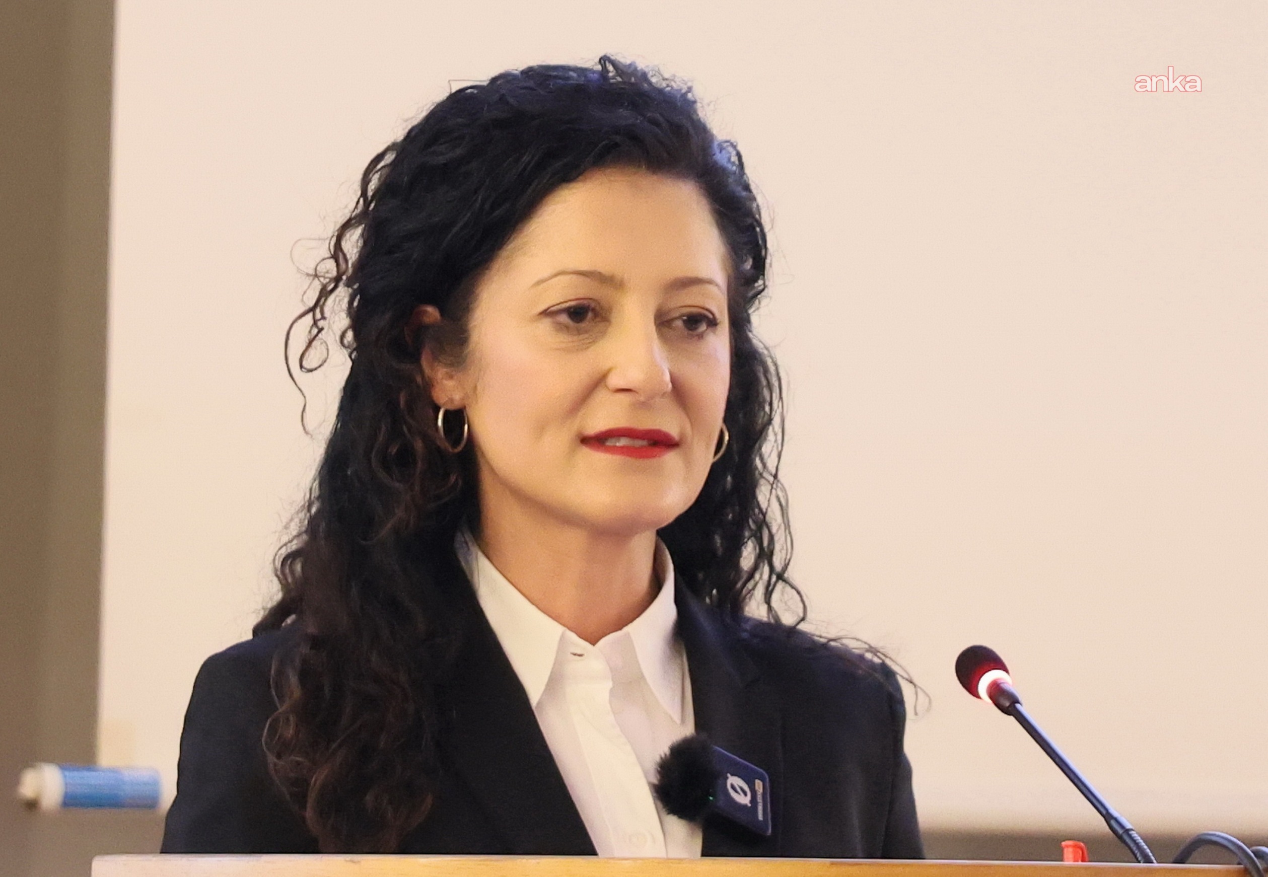 Almanya'da eyalet seçimleri...SPD'li senatör Cansel Kızıltepe, Sol Parti’den Elif Eralp’in başbakanlığına sıcak bakıyor
