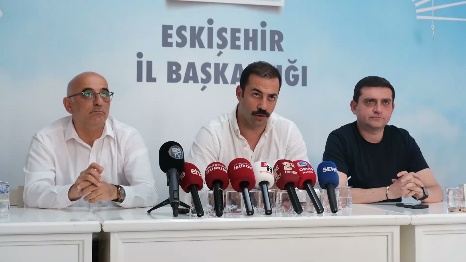 CHP Eskişehir İl Başkanlığı görevinden alınan Talat Yalaz: "Mücadelemizi sürdüreceğiz"