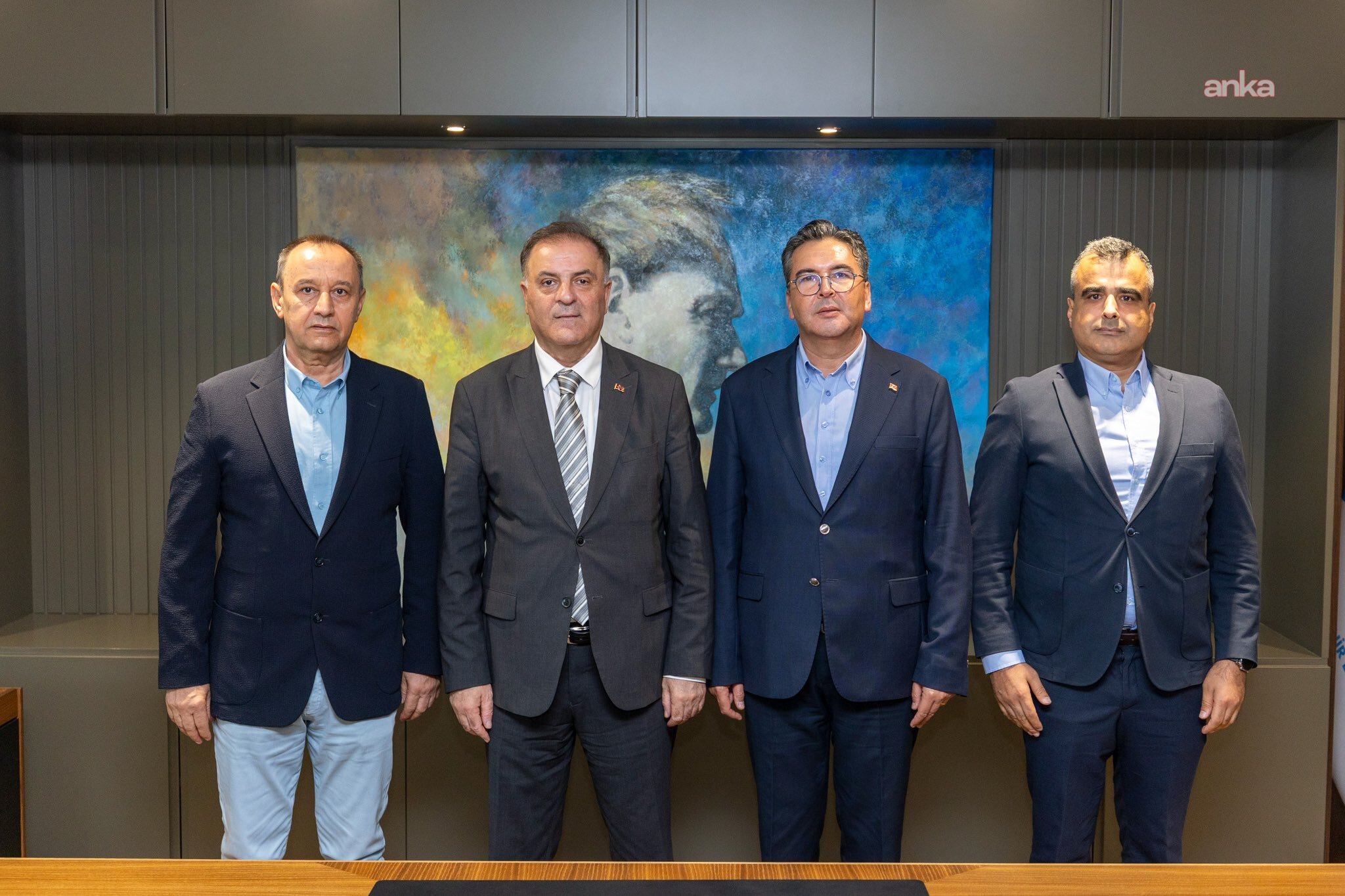 Nuri Aslan, Vahap Seçer’i Tarsus Cezaevi’nde ziyaret etti