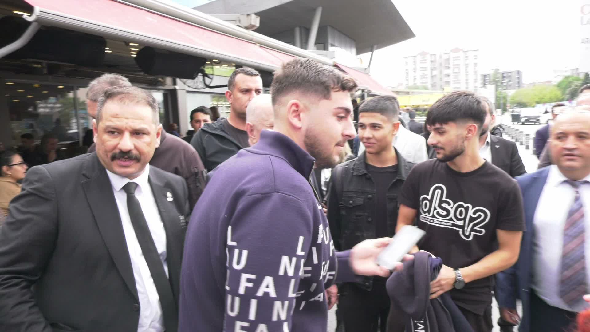 Ümit Özdağ: "Gençlerin yurt dışına gitme nedenlerinin en önemlisi para değil; adaletsizliğe isyan"