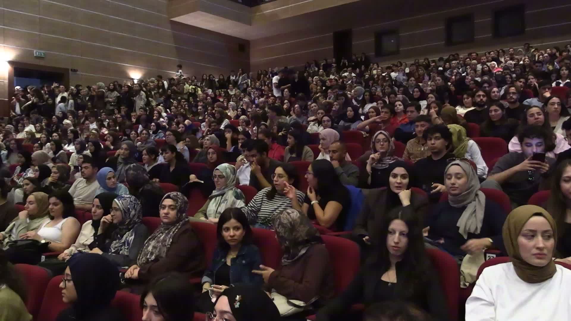 Aziz Sancar Dicle Üniversitesi'nde söyleşiye katıldı