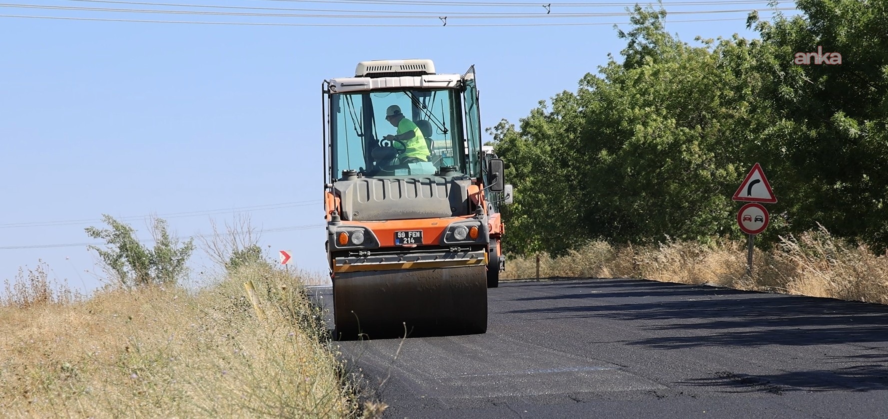 Tekirdağ Büyükşehir Belediyesi’nden Yağcı Mahallesi güzergahında asfalt çalışması