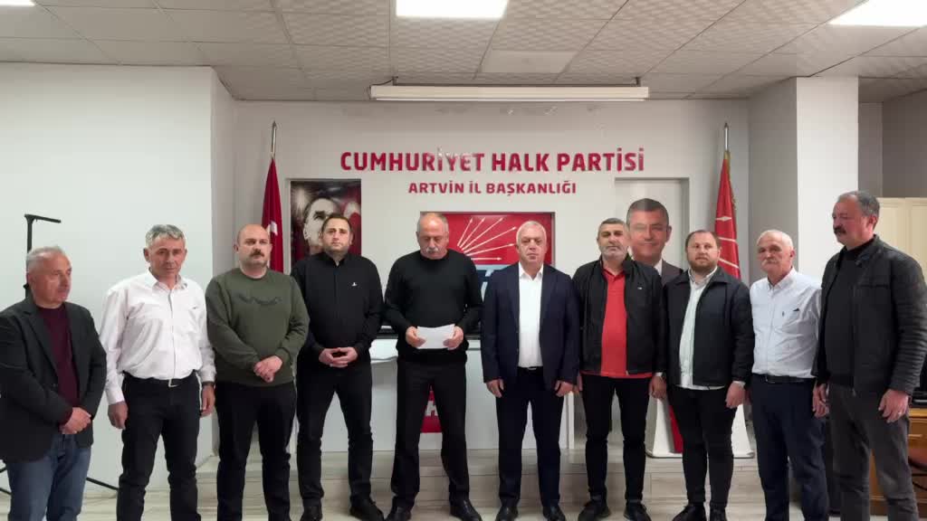 Artvin'deki CHP teşkilatlarından Özgür Özel'e destek açıklaması