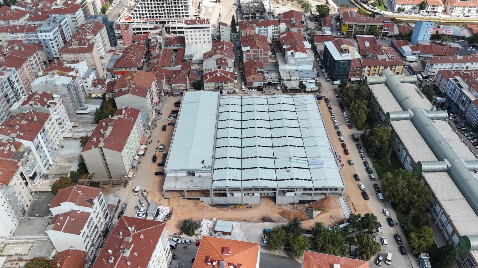 Eskişehir’de Kurtuluş Kapalı Pazar Yeri Projesi’nde imalat seviyesi yüzde 75’e ulaştı
