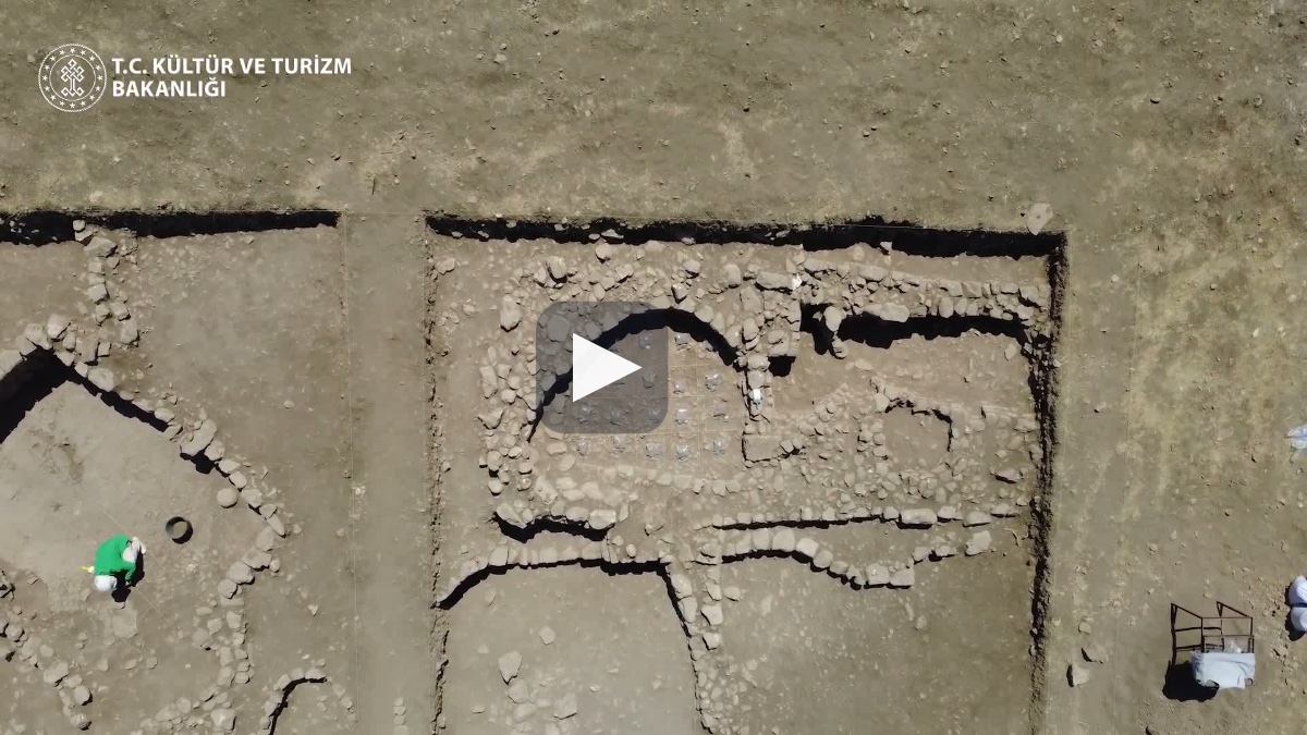 Göbeklitepe'nin kuzeyinde ilk kez kazı çalışmaları başladı