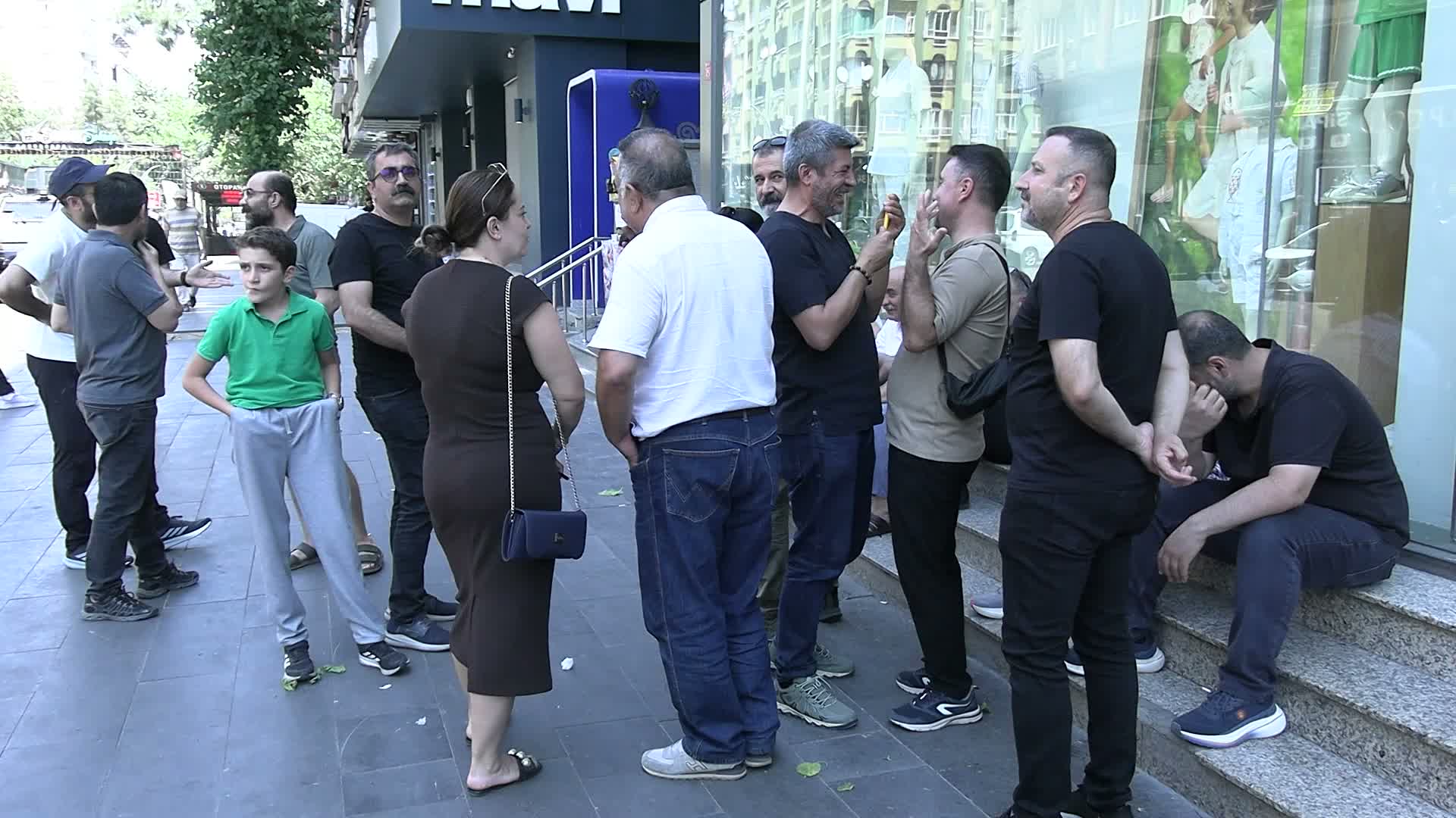 “Gözaltına alınan sendika üyeleri derhal serbest bırakılmalı”