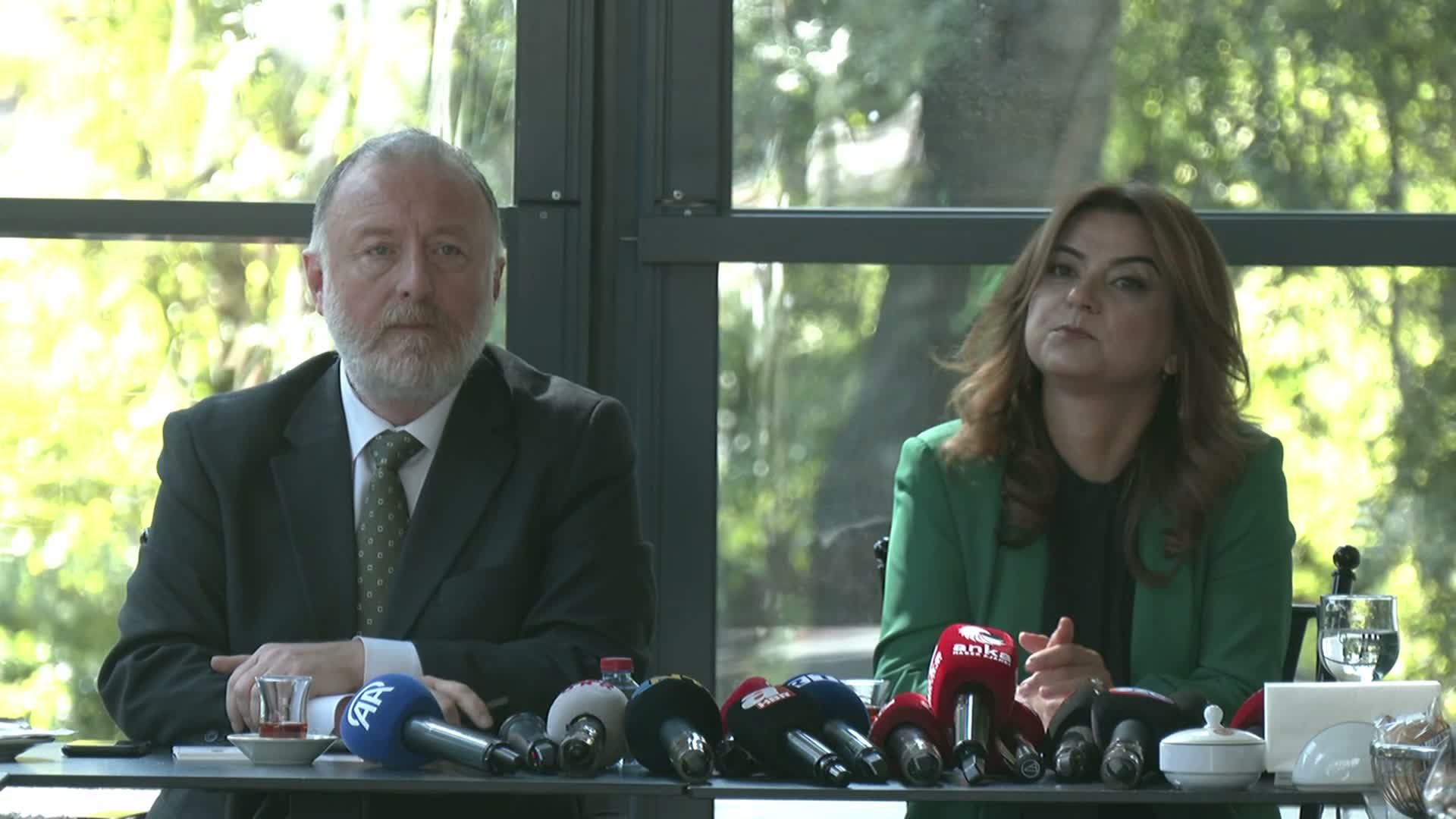 DEM Parti Grup Başkanvekilleri, parlamento muhabirlerinin soruları yanıtladı... "Öcalan'ın yaşam koşullarında değişiklik yok. Oradaki villa değil, çok magazinleştiriliyor"