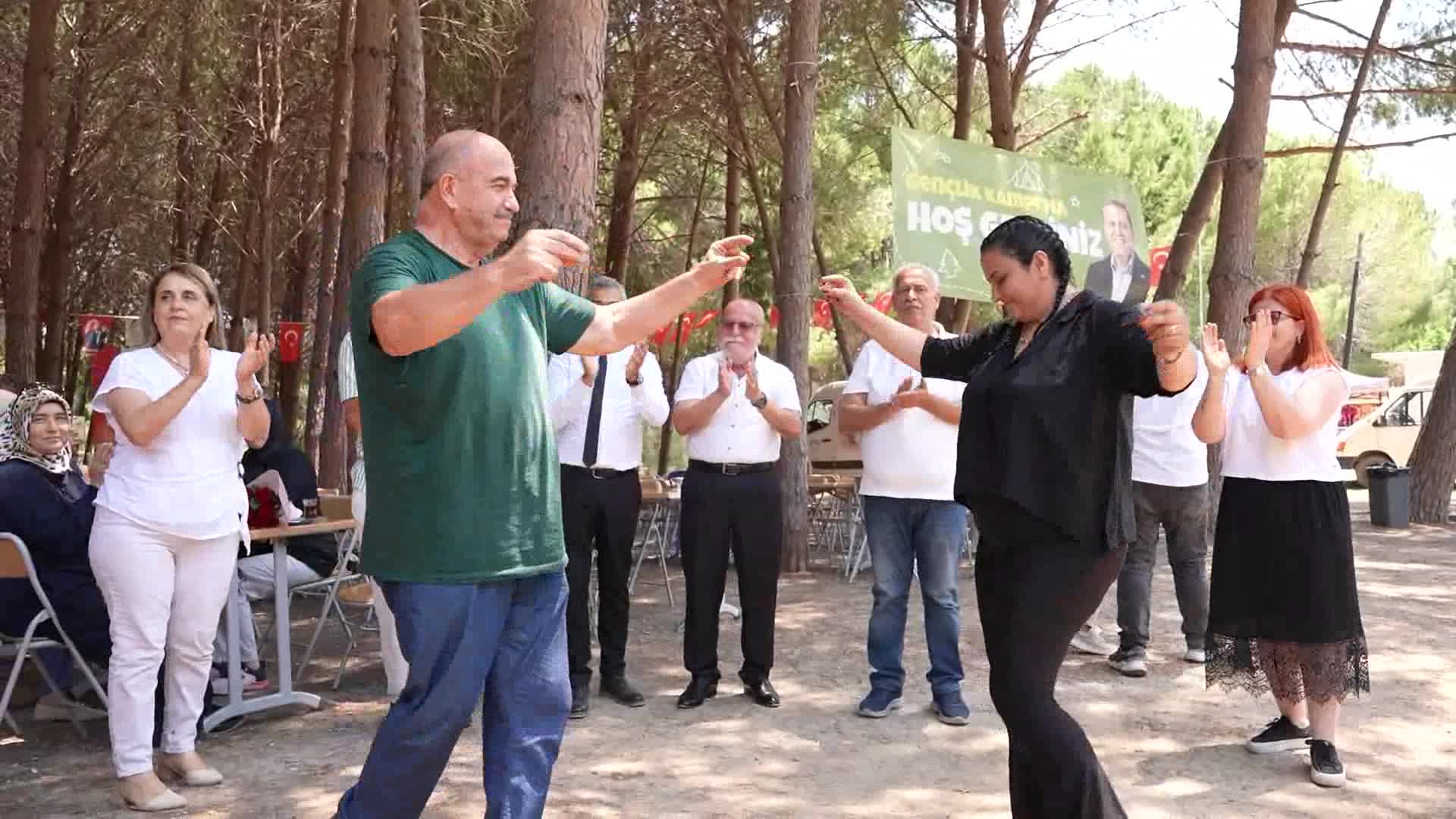 Mersin Büyükşehir Belediyesi'nden Akdeniz ilçesi muhtarlarına özel program