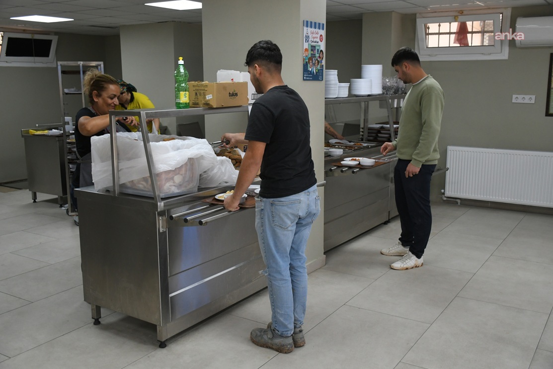 Kuşadası Kent Lokantası’nda satışların yüzde 92'si "Adalı Kart" ile yapıldı