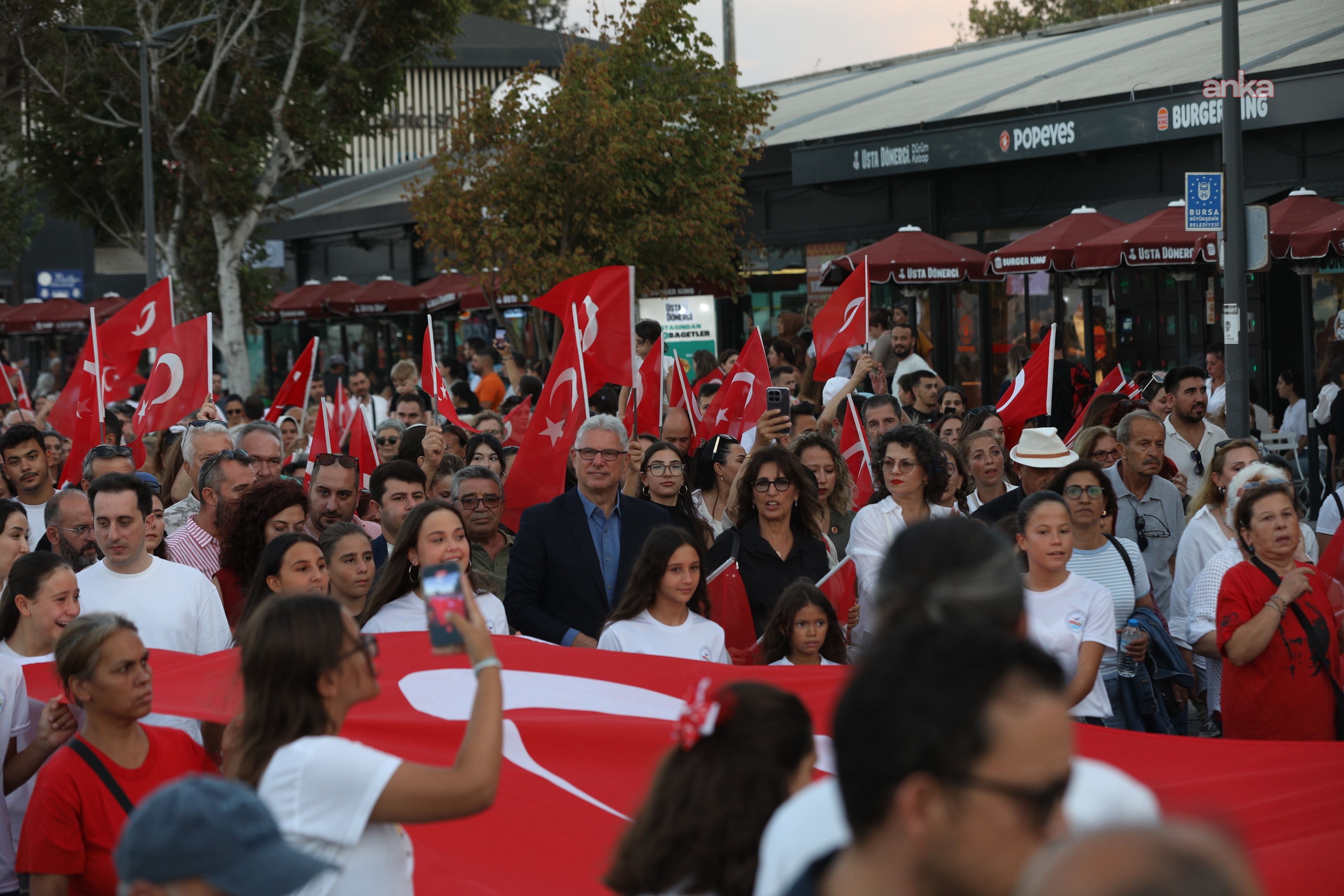 Mudanya, Büyük Zafer’in yıl dönümünde tek yürek oldu