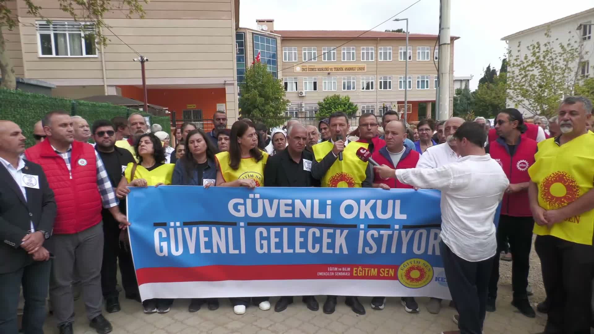 Eğitim Sen Genel Başkanı Irmak'tan, Turgutlu'da Bakan Tekin'e istifa çağrısı