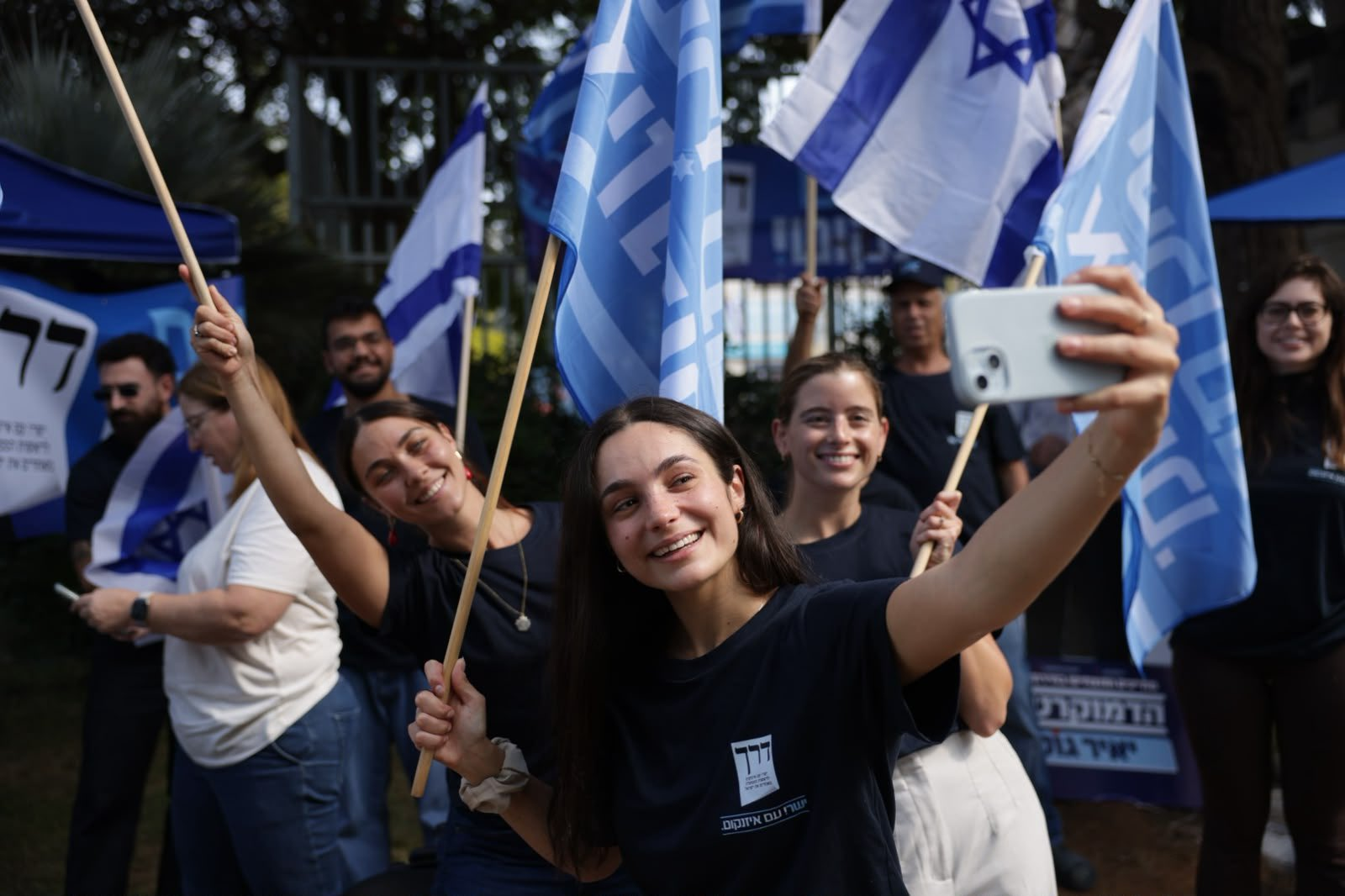 İsrail seçimlerinde son durum: Netanyahu bloku 53 sandalyeye geriledi