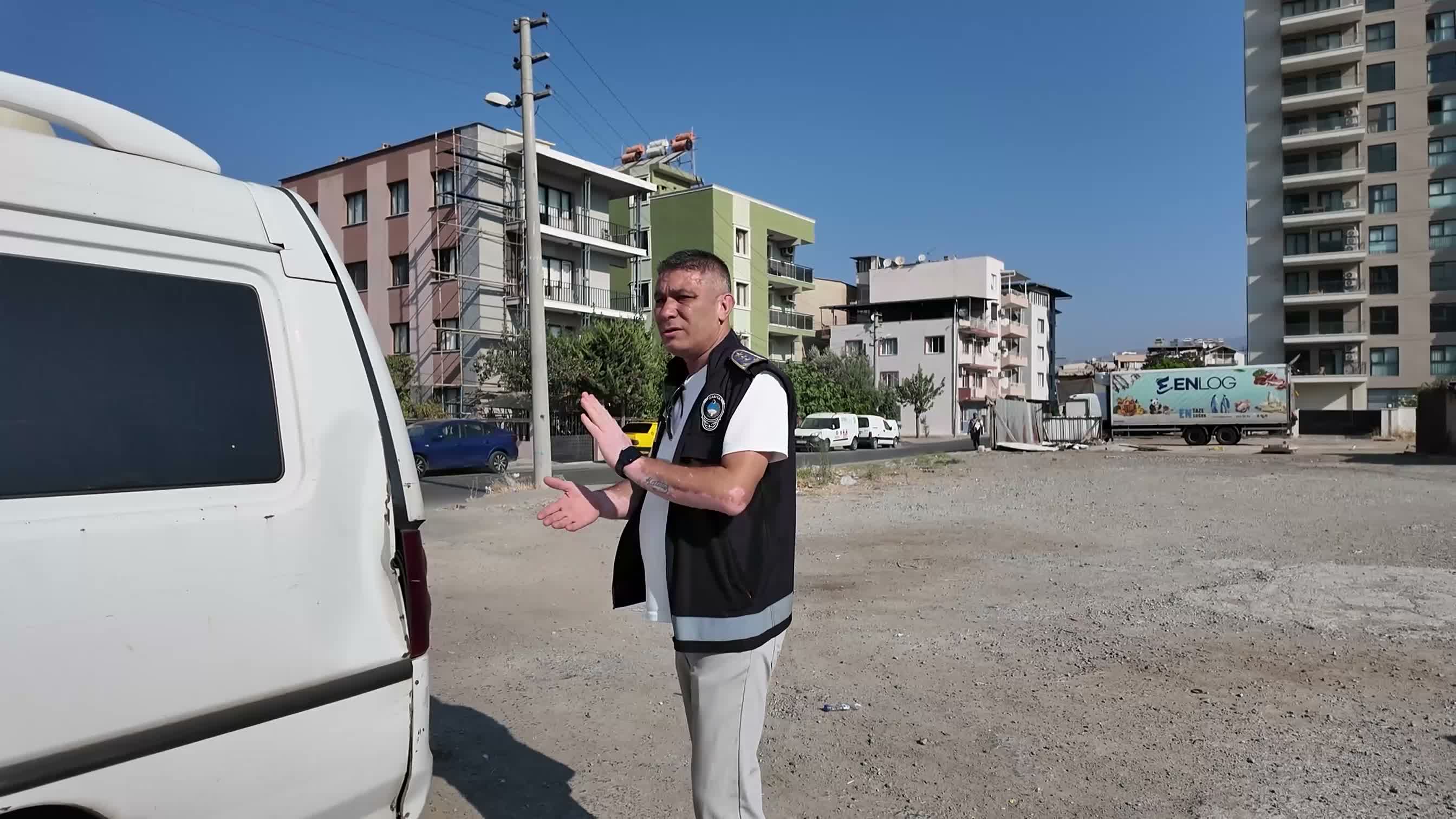 Bornova’da kaldırım ve yol işgallerine sıkı denetim
