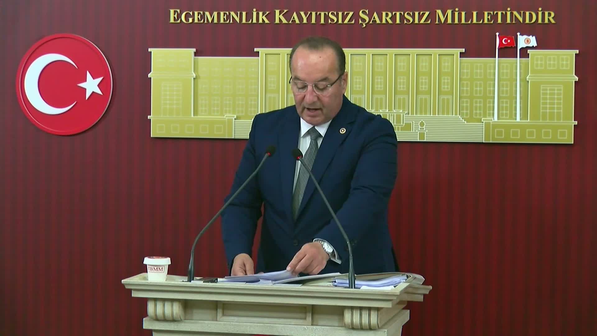 CHP’li Akay: "Batuhan Mumcu'nun BTK Yönetim Kurulu üyeliğinde kalmaması gerekir"