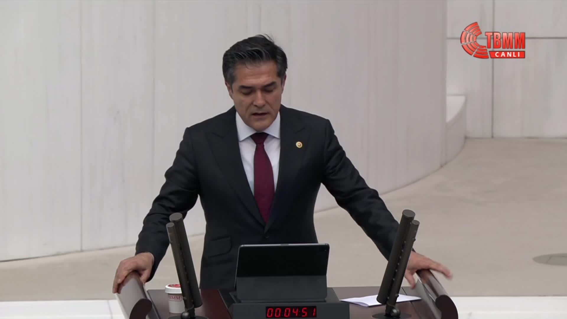 TBMM Genel Kurulu.... Selçuk Özdağ: AK Parti'nin bazı milletvekili ve bakanlarıyla ilişkili olan vize şirketleri var