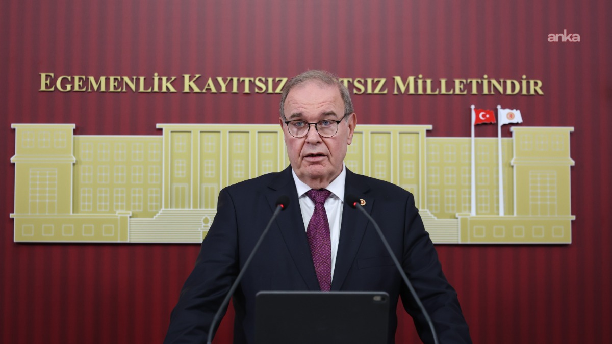 "İzmir'i AK Partiye teslim edenler, sırtımızdan kurban kesmeye kalkmasınlar"