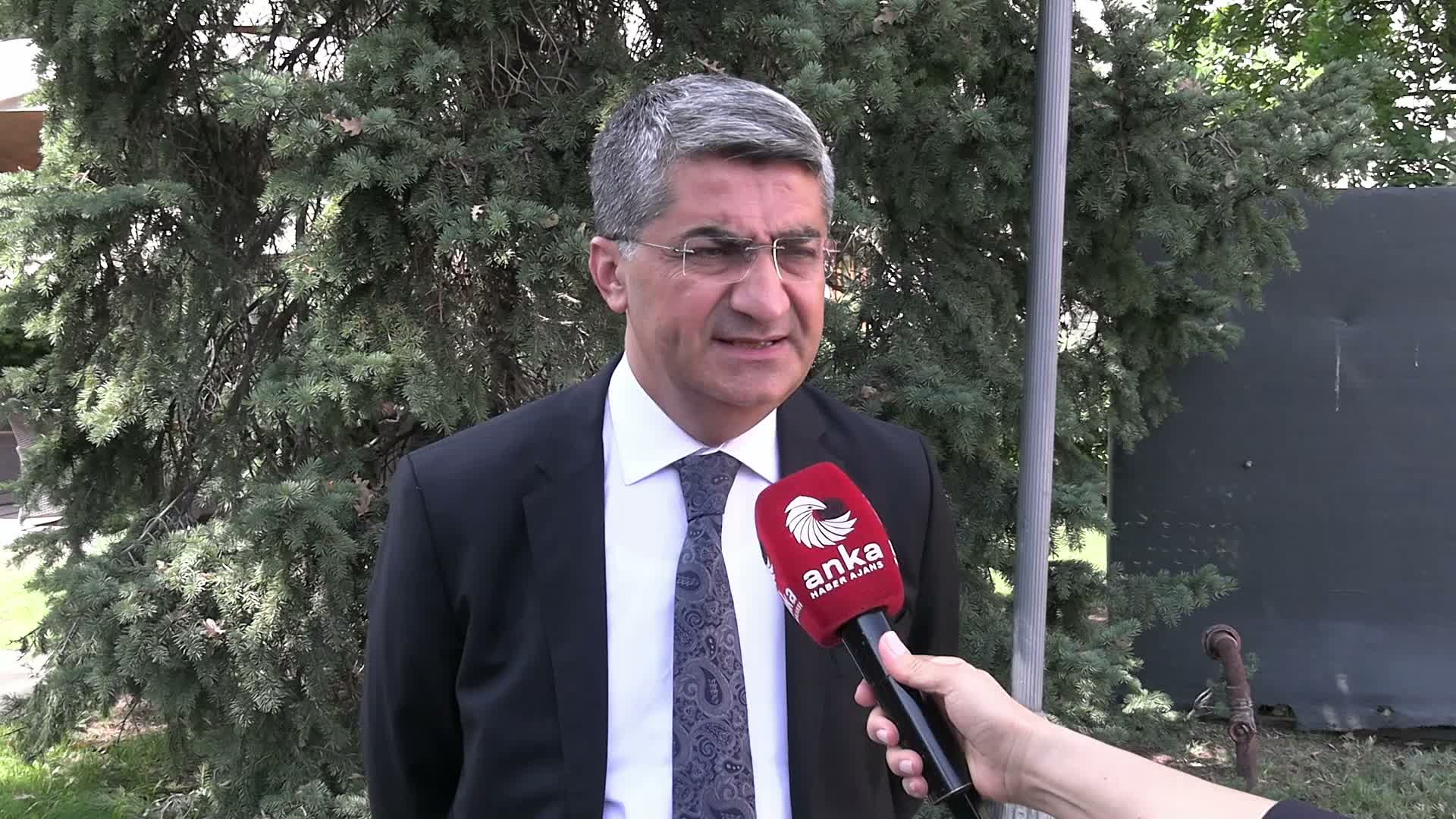 TBMM’de “süreç” mesaisi… Mehmet Emin Ekmen: Bize metin sunmadan grup koordinatörleri toplanamaz, taslak metnin yarın ya da pazartesi günü gelmesini bekliyoruz