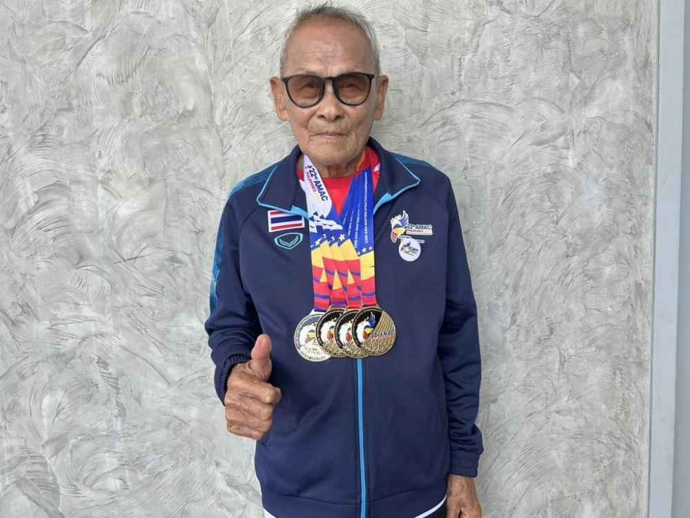 Tayvanlı 106 yaşındaki sporcu, atletizm şampiyonasında iki altın madalya kazandı