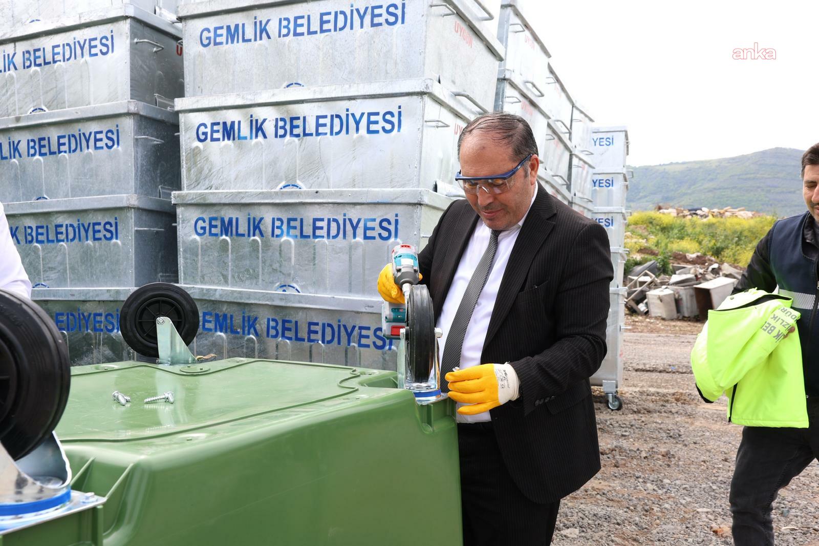 Gemlik Belediyesi, yeni nesil çöp konteynerlerini hizmete aldı