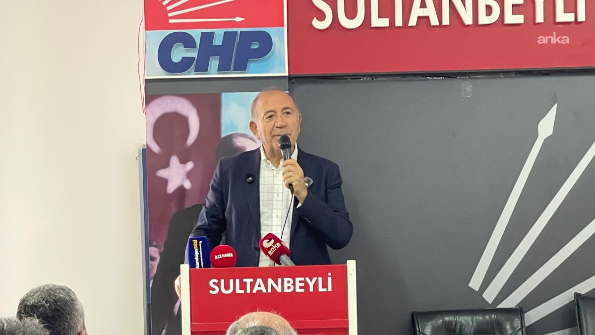 Tekin: CHP'de kavga yok, müteahhitlerle müşahitler arasındaki bir ayrışım var