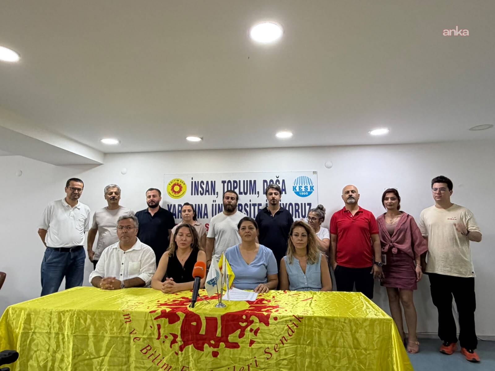 Eğitim Sen ve SES'ten Ege Üniversitesi yönetimine "izin" tepkisi
